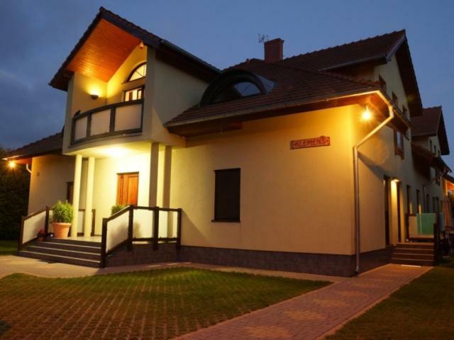 Dom Goscinny Klemens Dębki Exteriér fotografie
